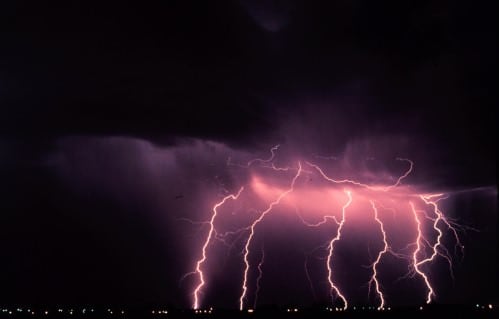 how to photograph lightning image 