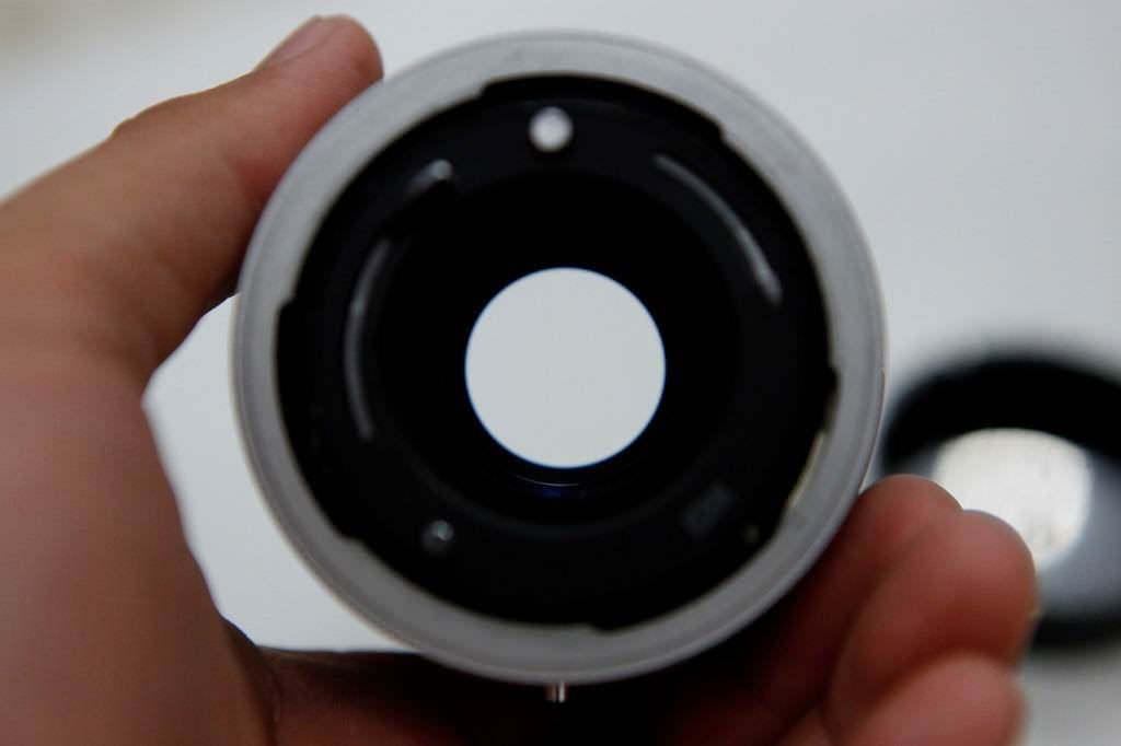 2nd-hand-lens1 image 