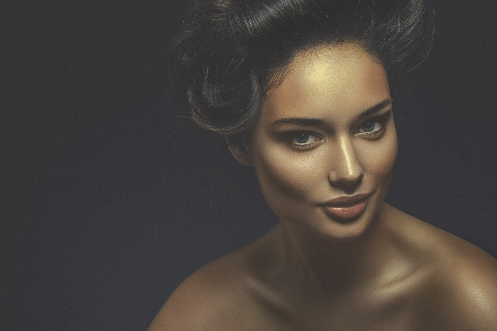 Photo Tip of the Week: Spice Up Your Portraits With These Easy Compositions