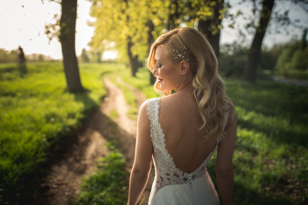 how to shoot a wedding image 