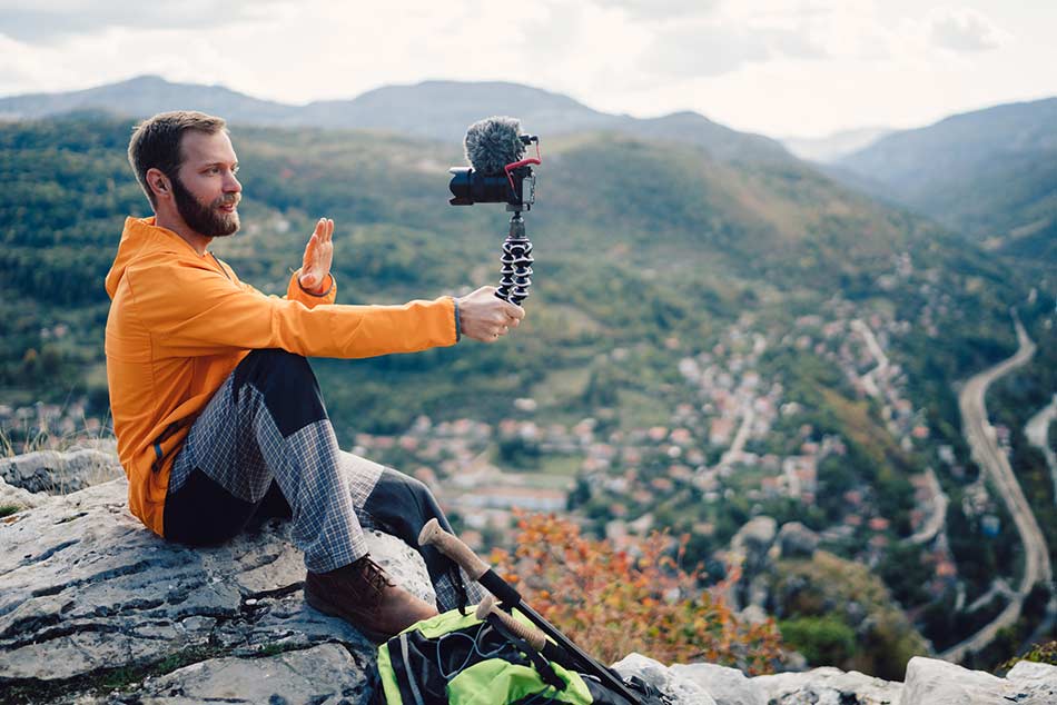 2019 Top Cameras for Vlogging image 