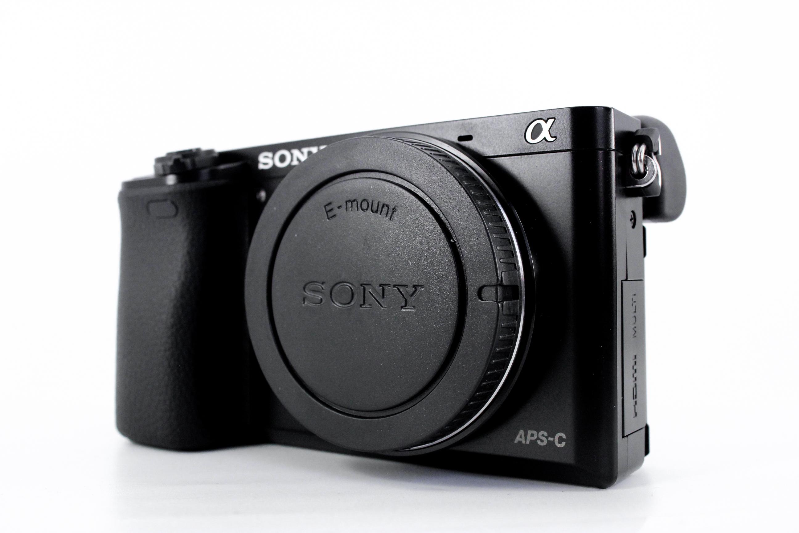 best sony cameras for portraits a6000 front image 