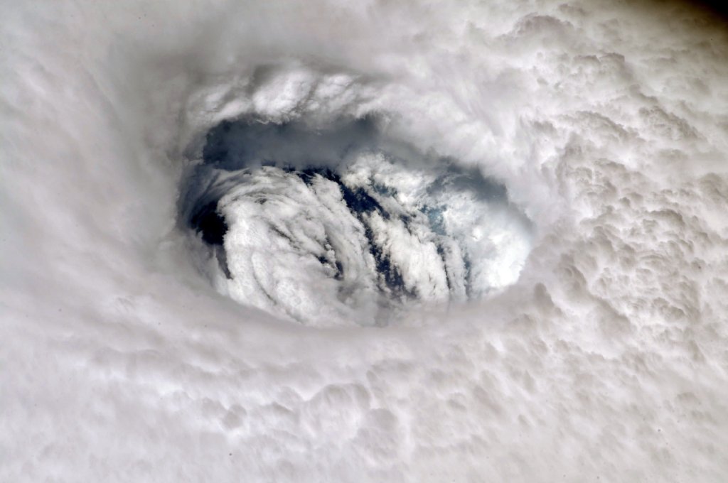 hurricane dorian path image 