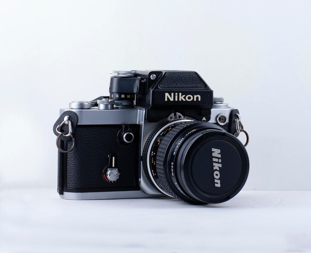 Nikon F, a professional-caliber 35mm SLR image 