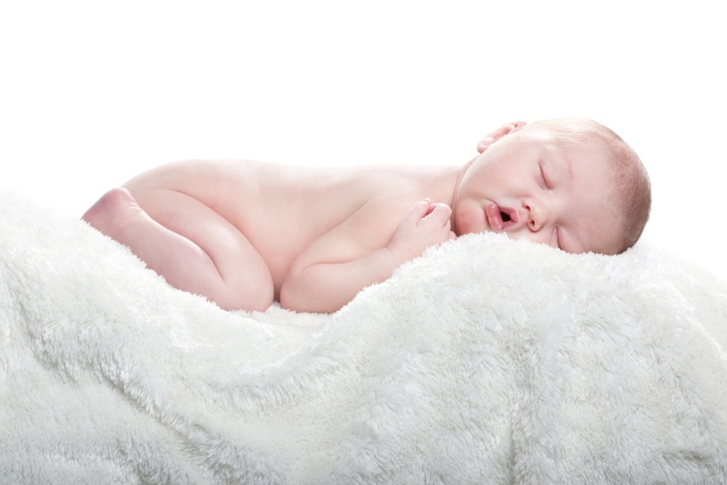 newborn photography at home 5