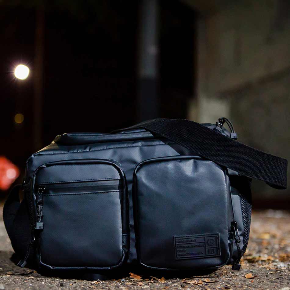 This Camera Bag Is for You If You Have DSLR and Mirrorless Gear