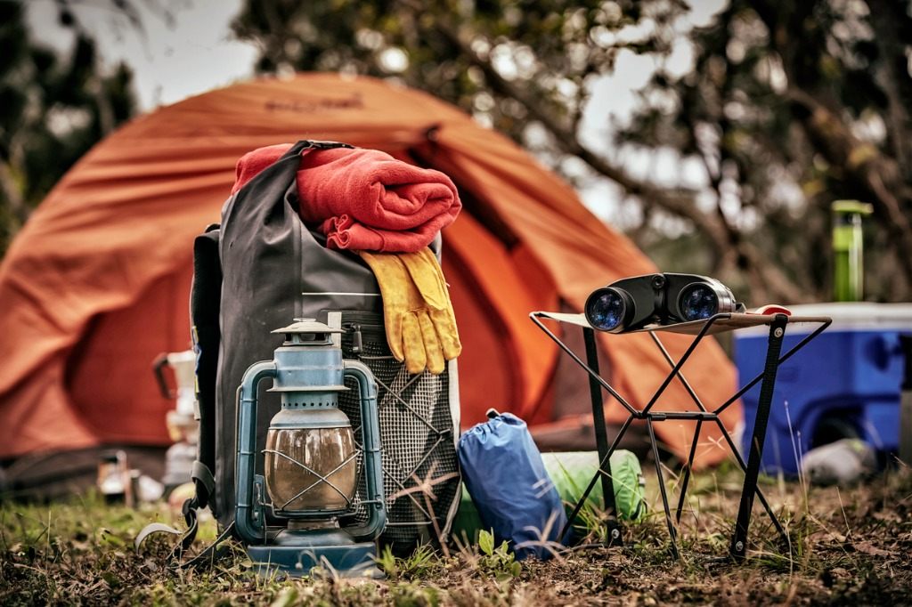 how to feel safe when camping image 