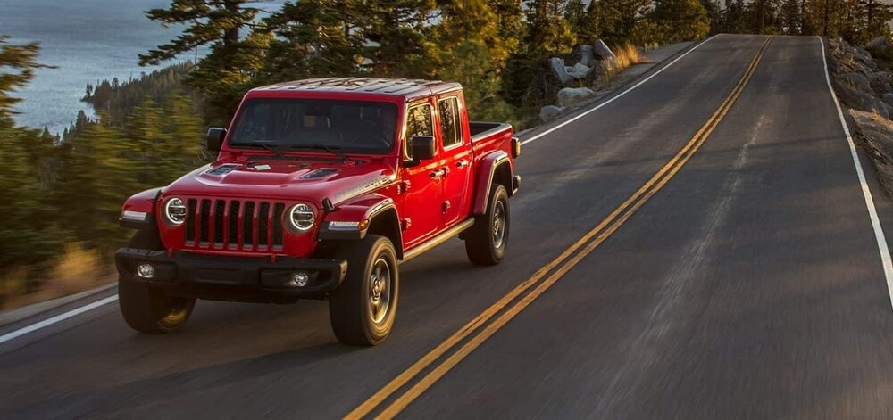 Jeep Gladiator Production Comes to a Screeching Halt image 
