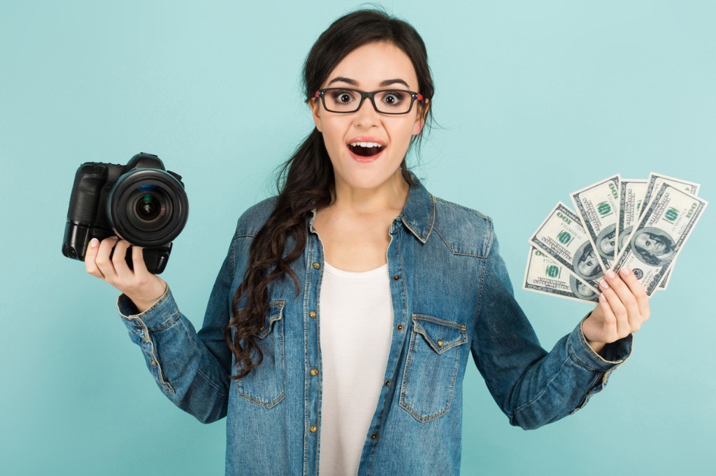 How to Save Money When Buying Photography Gear image 