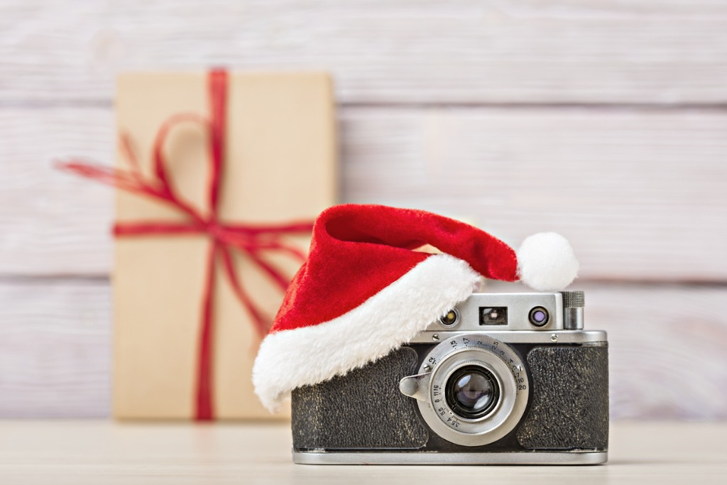 Best Ever Backdrops Last Minute Gift Guide Module image 