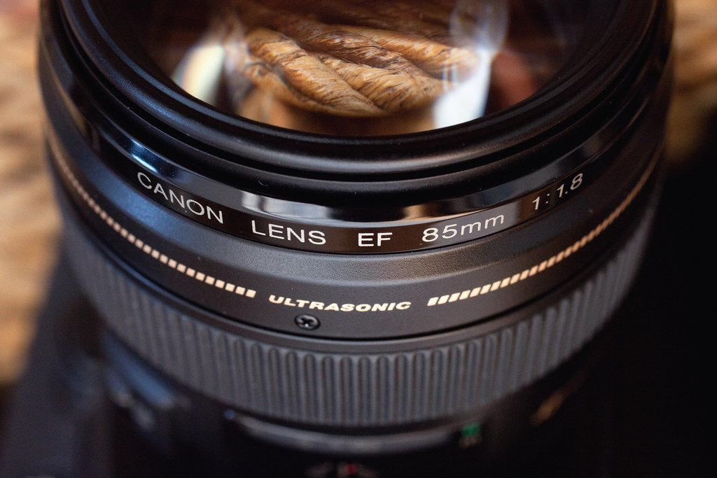 Canon portrait lens image 