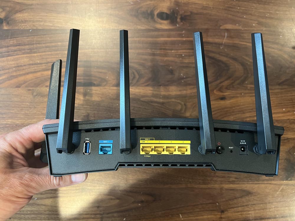 synology router RT600AX back