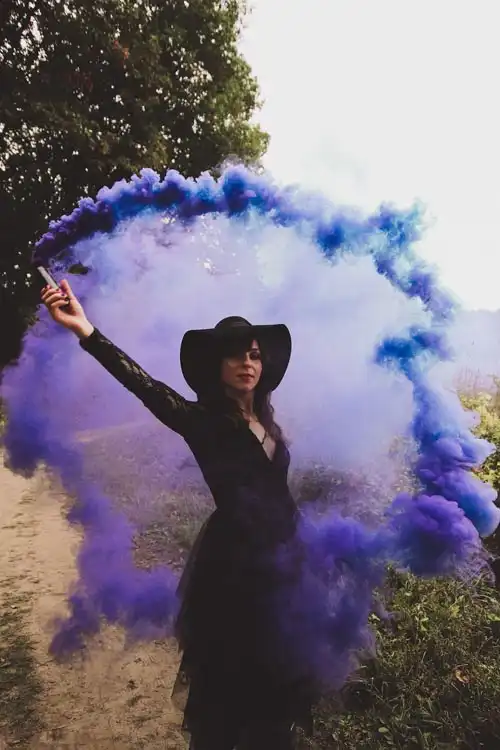 Everything You Need To Know About Smoke Bomb Photography