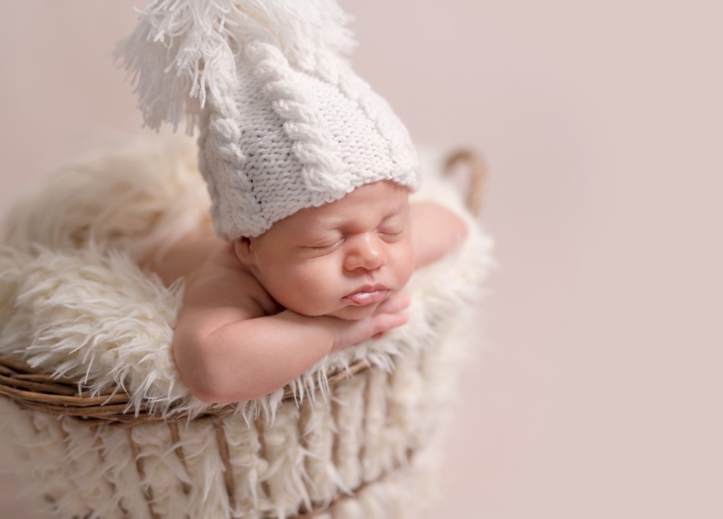 beginner newborn photography tips image 