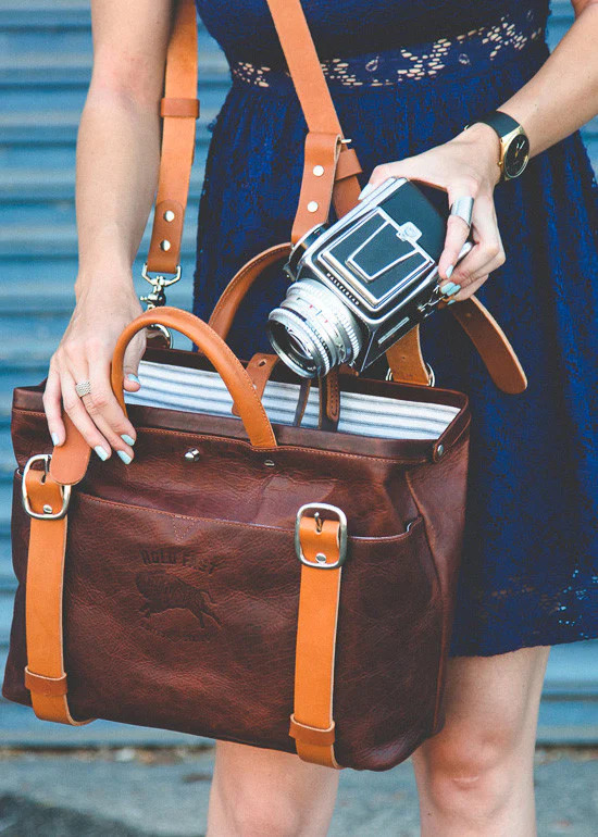 Leather Camera Bags are Stunningly Stylish image 