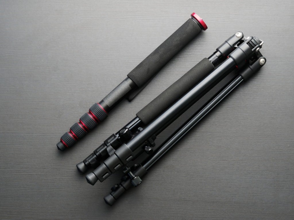 Monopod vs Tripod Which is Best for You