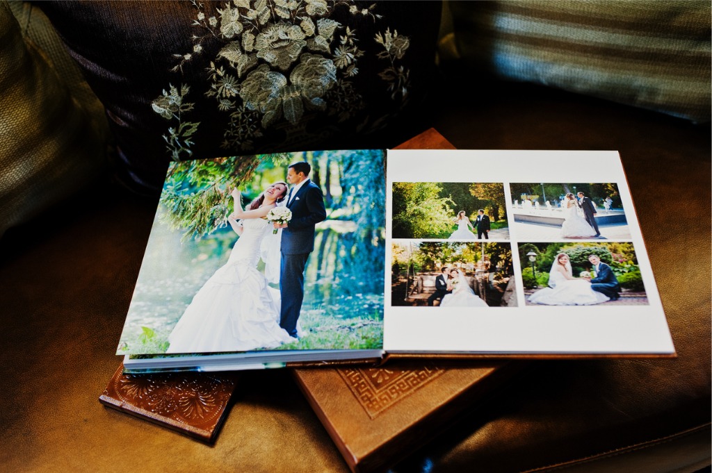 What is a Lay Flat Photo Book image 