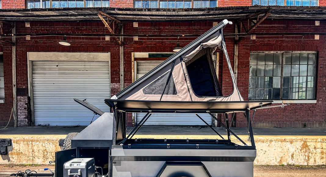 Efficiency and Freedom: Streamlining Your Camping Experience with a Trailer and Rooftop Tent