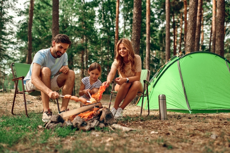 Fun Camping Activities for the Whole Family image 