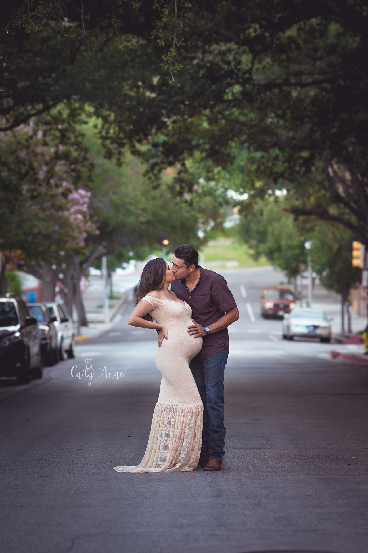 maternity photoshoot poses for couples image 