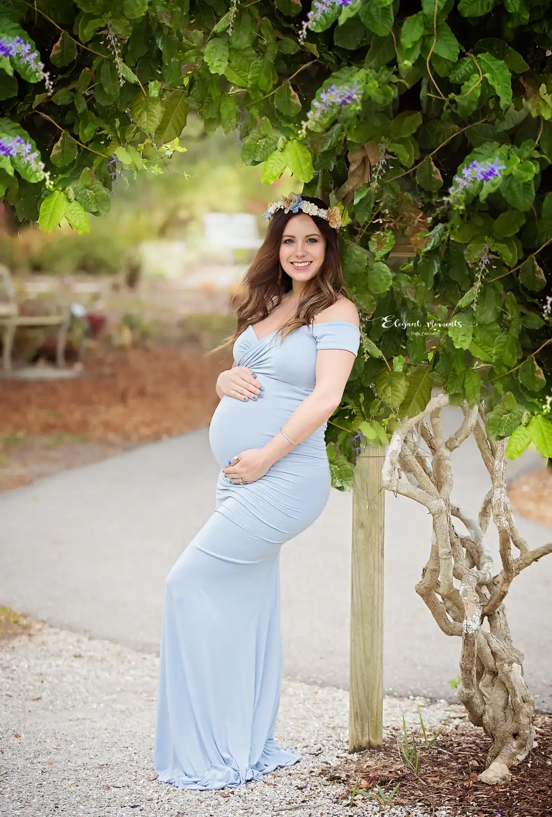 5 Ways To Include Your Partner Or Family In Maternity Photos - NH Newborn  Photography